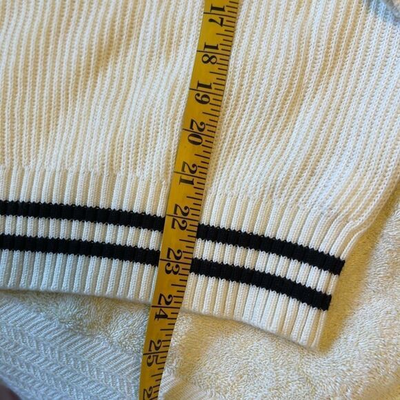 3/$25 FOREVER 21 Los Angeles Cold Shoulder Sweater.Sz M - Picture 14 of 14